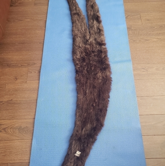 Rabbit Fur - Picture 8 of 12